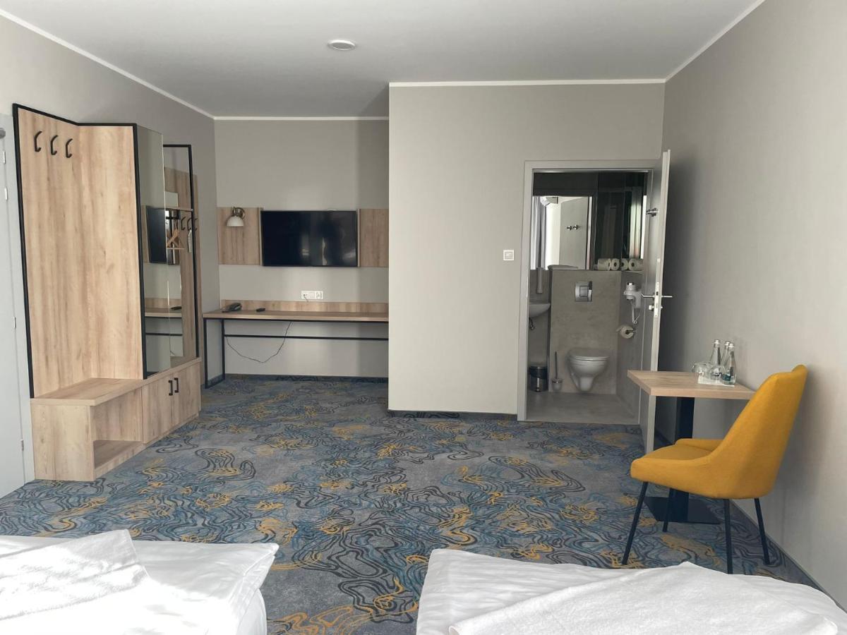 Hotel Dobosz Police Ngoại thất bức ảnh