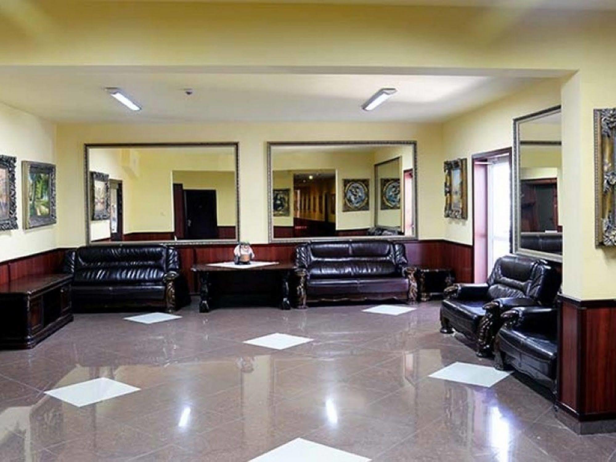 Hotel Dobosz Police Ngoại thất bức ảnh